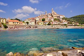 Cervo 319C With Shared Pool