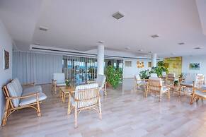 Cervo 319C With Shared Pool