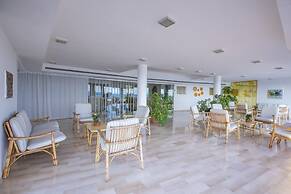 Cervo 319C With Shared Pool