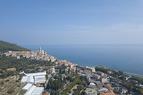 Cervo 319C With Shared Pool