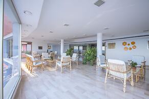 Cervo 319C With Shared Pool