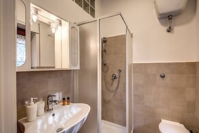 Ml Apartment - Ardesia Terrace Colosseo - 2bdr