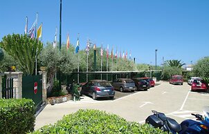Spacious Apartment for 4 People in Residence