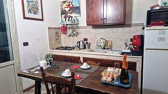 Casa Ròtre in the Historic Center of Palermo