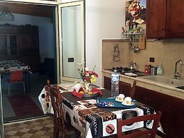 Casa Ròtre in the Historic Center of Palermo