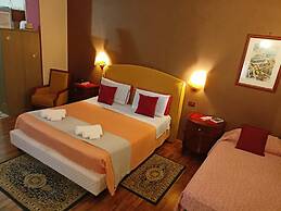 Casa Ròtre in the Historic Center of Palermo