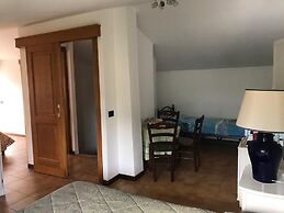 Lovely 60sqm Apartment With Balcony and View of the Pine Forest