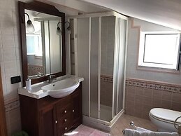 Lovely 60sqm Apartment With Balcony and View of the Pine Forest