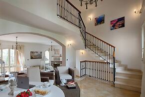 Luxury Villa In Sorrento Coast Strategic Location