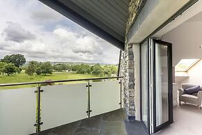 The Penthouse @ Carus Green