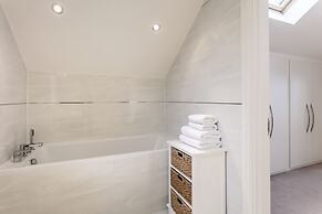 The Penthouse @ Carus Green