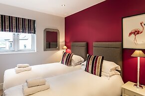 The Penthouse @ Carus Green