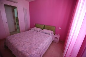 Apartment 30 Meters From the sea With 8 Beds With Full sea View