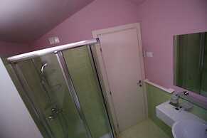 Apartment 30 Meters From the sea With 8 Beds With Full sea View