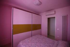 Apartment 30 Meters From the sea With 8 Beds With Full sea View