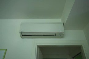 Apartment 20 Meters From The Sea 7 Beds With Small Sea View