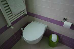 Apartment 20 Meters From The Sea 7 Beds With Small Sea View