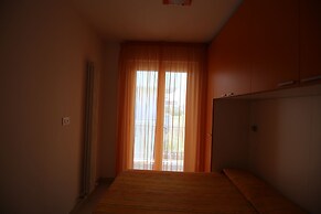 Apartment 30 Meters From The Sea 6 Beds Without Sea View