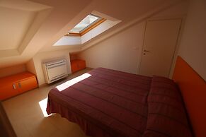 Apartment 30 Meters From The Sea 6 Beds Without Sea View