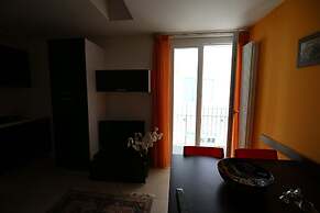 Apartment 30 Meters From The Sea 6 Beds Without Sea View