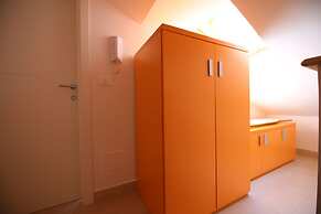 Apartment 30 Meters From The Sea 6 Beds Without Sea View