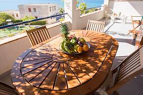 Apartment 250 Meters From the Beach With sea View