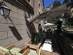 Between sky and sea in an Exclusive Village Full of Charm With a Priva