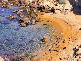 Holiday House With Panoramic View, Balcony, Wifi, and Near the Sea