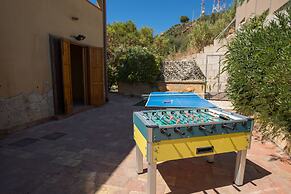 Holiday Home in Sciacca Mare Tennis Soccer Field, Barbecue, Wifi, Kitc