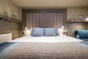 The Three Blackbirds