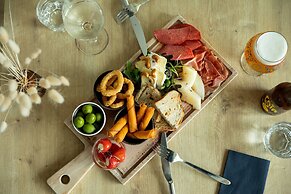 Holiday Inn Express Amsterdam - North Riverside by IHG