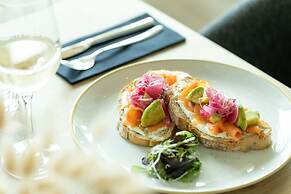 Holiday Inn Express Amsterdam - North Riverside by IHG