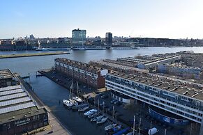 Holiday Inn Express Amsterdam - North Riverside by IHG