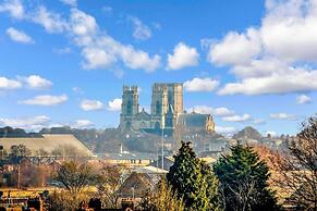 Ye Olde Windmill Apartment Free Parking