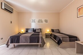 Hotel Maris