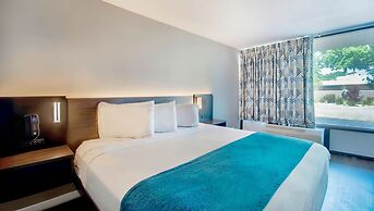 Motel 6 Louisville, KY - Airport - Fair Expo