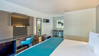 Motel 6 Louisville, KY - Airport - Fair Expo