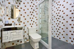 Emerald Island Hotel