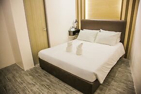 Emerald Island Hotel