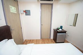 Emerald Island Hotel
