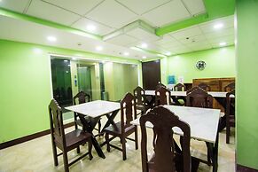 Emerald Island Hotel