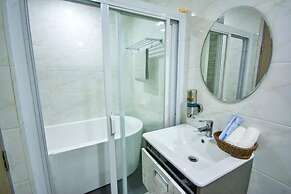 Emerald Island Hotel