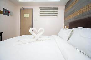 Emerald Island Hotel