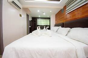 Emerald Island Hotel