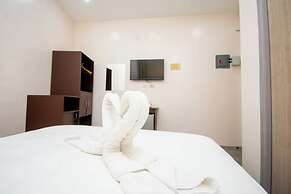 Emerald Island Hotel