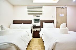 Emerald Island Hotel