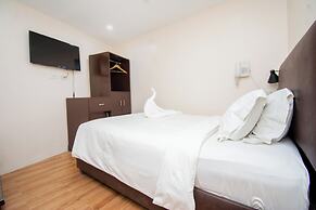 Emerald Island Hotel