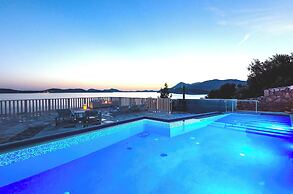 Sun & Sea Apartments