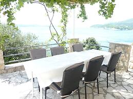 Sun & Sea Apartments