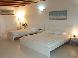 Sun & Sea Apartments